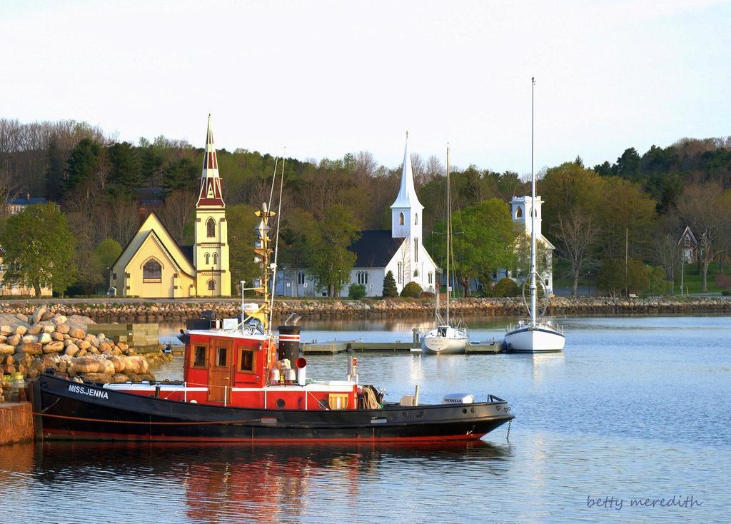 Fisherman'S Daughter B&B Mahone Bay Eksteriør bilde